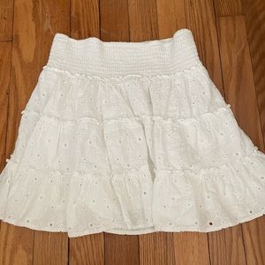 American Eagle White Ruffle Skirt - Size S